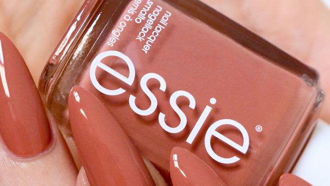 Essie Emblema
